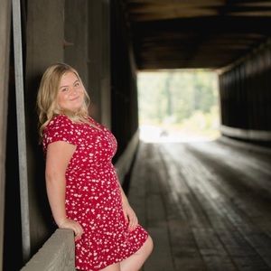 Meet your Posher, Julia